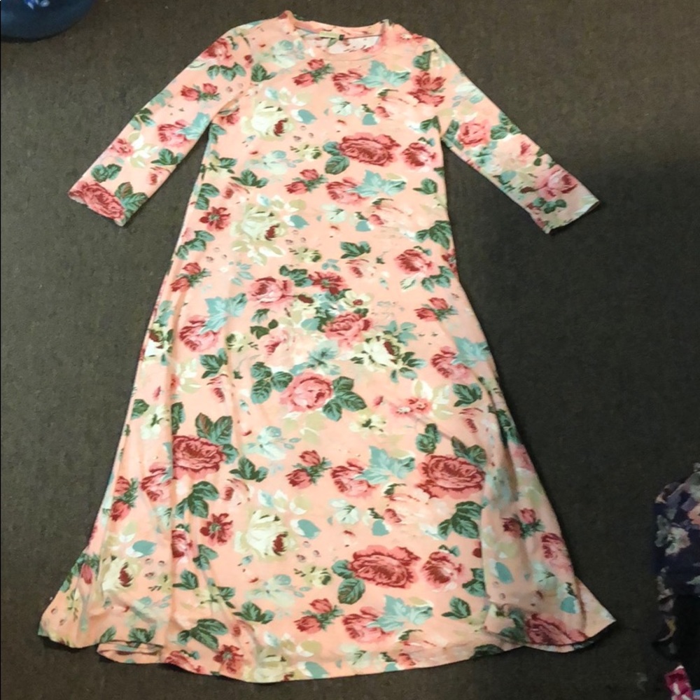 Floral pink dress